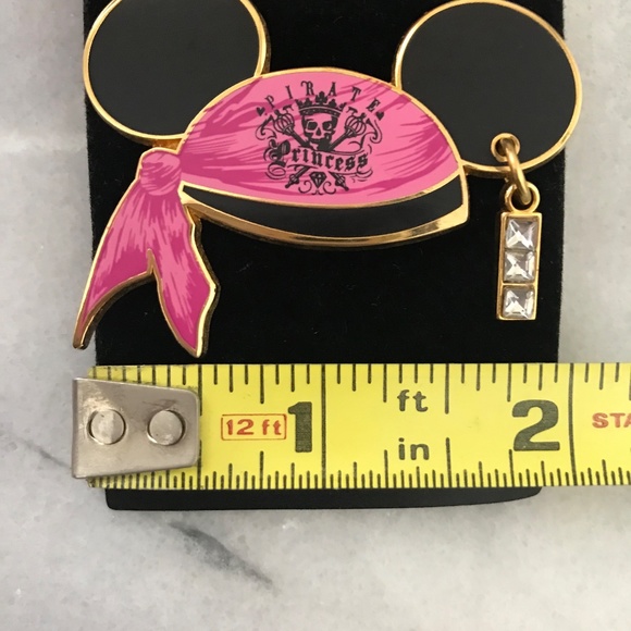 Disney Pin - Mickey Mouse Ears Hat - Pirate Princess (Limited Edition) - Picture 3 of 4